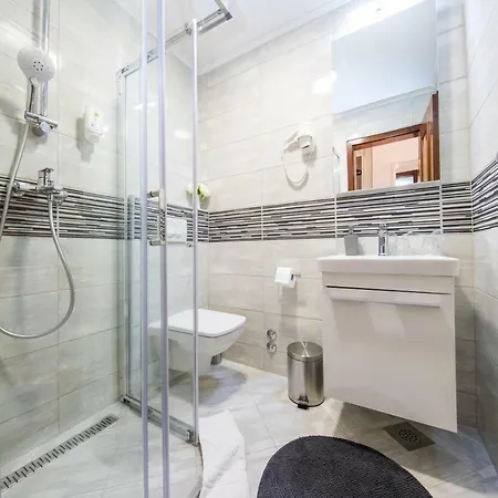 Gostinjska kuća Dard 3*