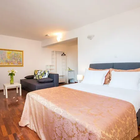 Dard Gostinjska kuća 3*